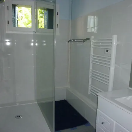 Tour Rouge Apartment *