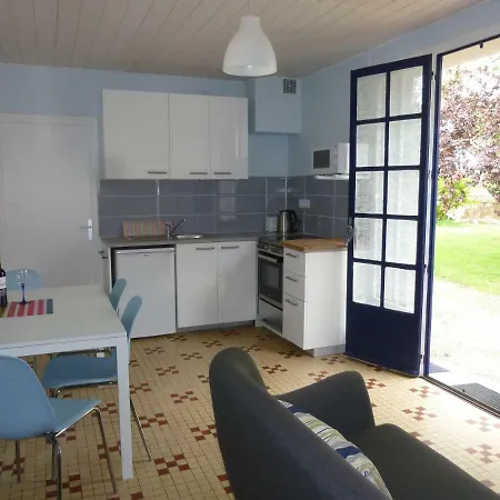 Appartement Tour Rouge Virazeil